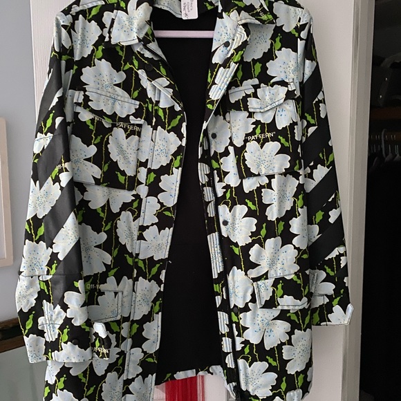 Off White Coat - Picture 1 of 2